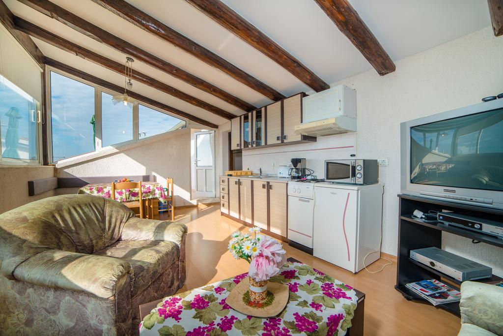 Apartments Daria روفينج الغرفة الصورة